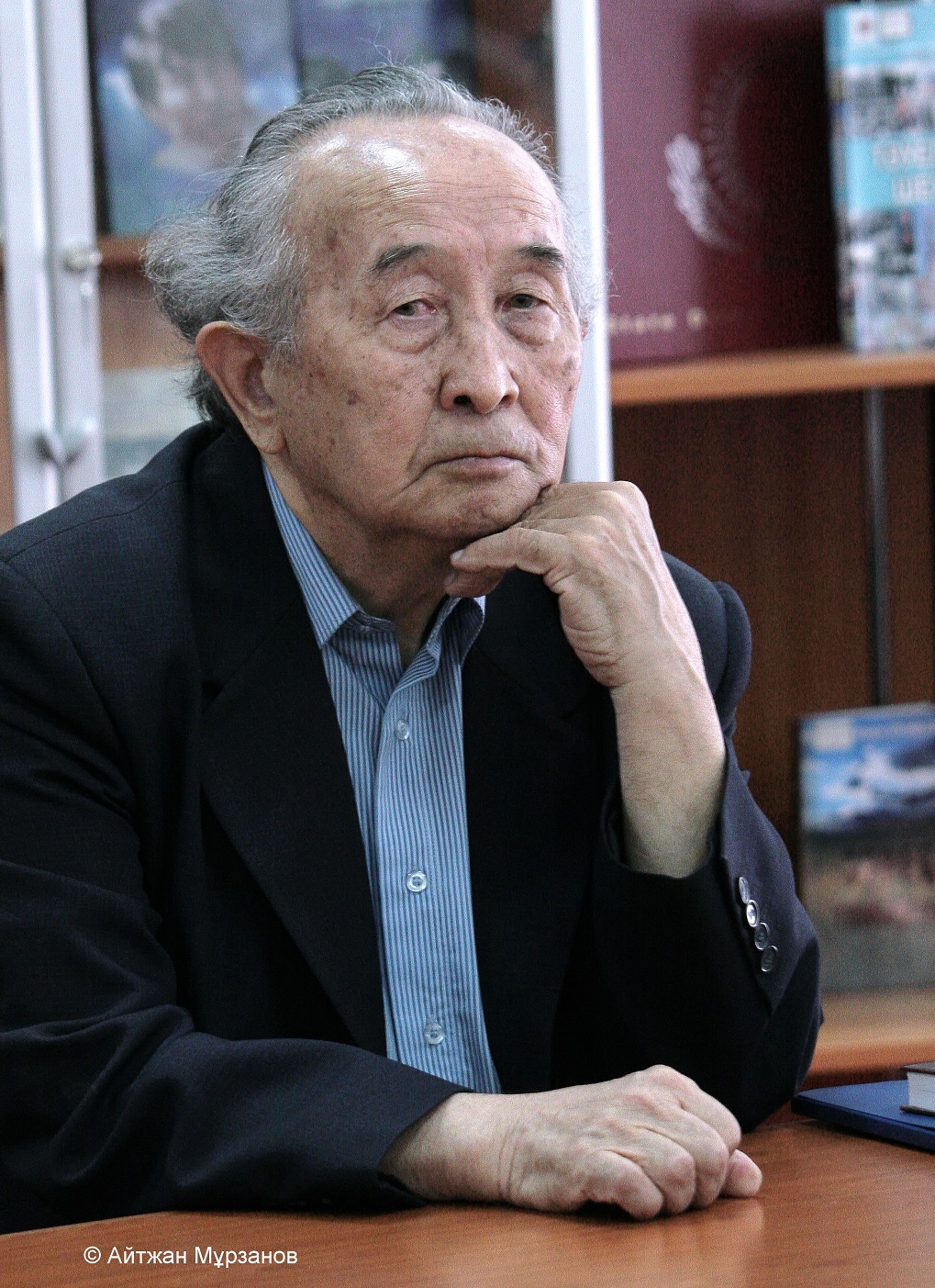 Оразақын Асқар