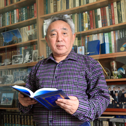 Қабдеш Жұмаділов