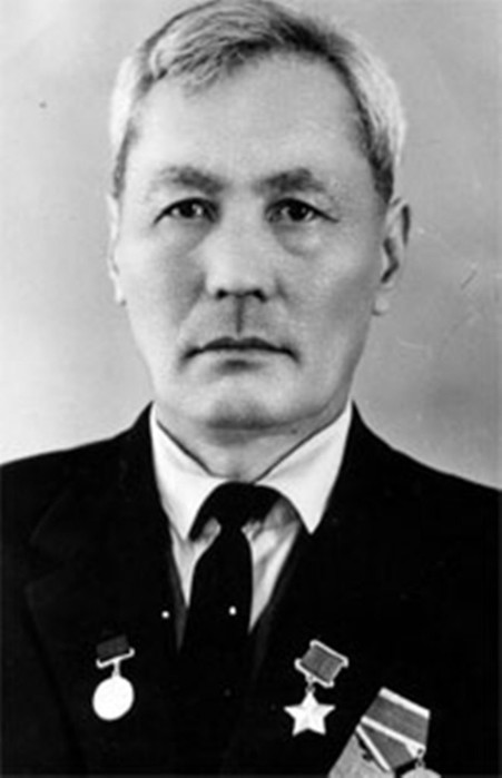 Мартбек Мамыраев